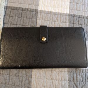 Vera Bradley travel wallet